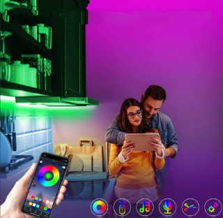 Banda RGB multicolora cu telecomanda si aplicatie, lungime 10m